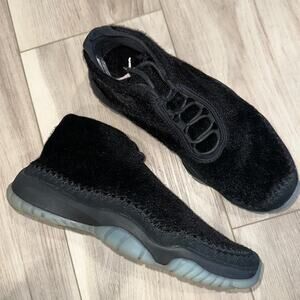 Nike Air Jordan future lifestyle sneakers in faux fur size 7.5